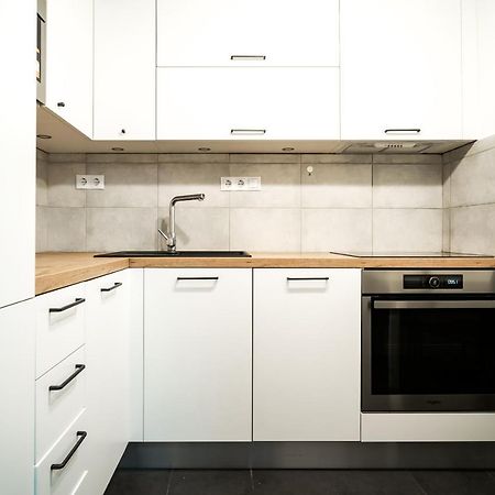 Vig Apartment - With Private Parking บูดาเปสต์ ภายนอก รูปภาพ